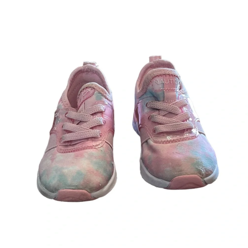 Nautica from smoke